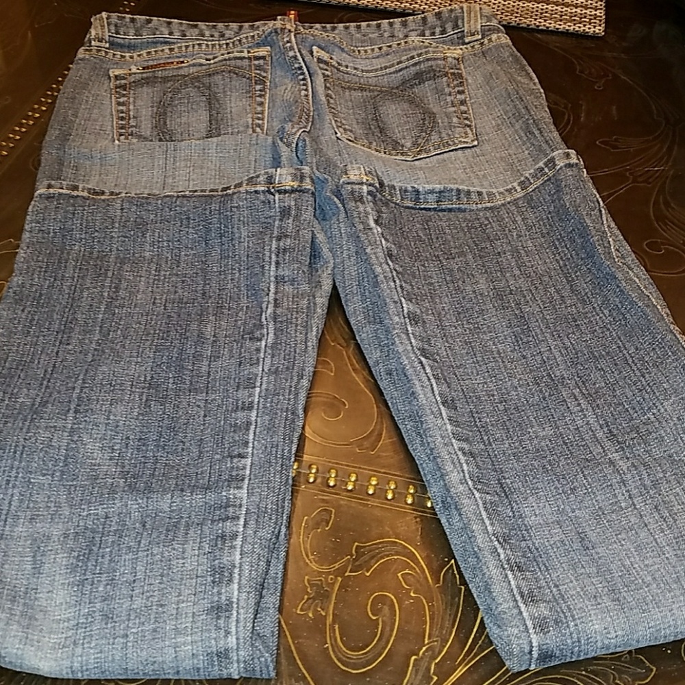 Jeans.